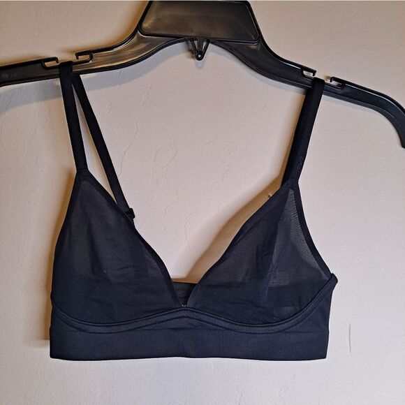 Aerie Smoothez Black Mesh Unlined Bralette Size XS - Picture 1 of 7